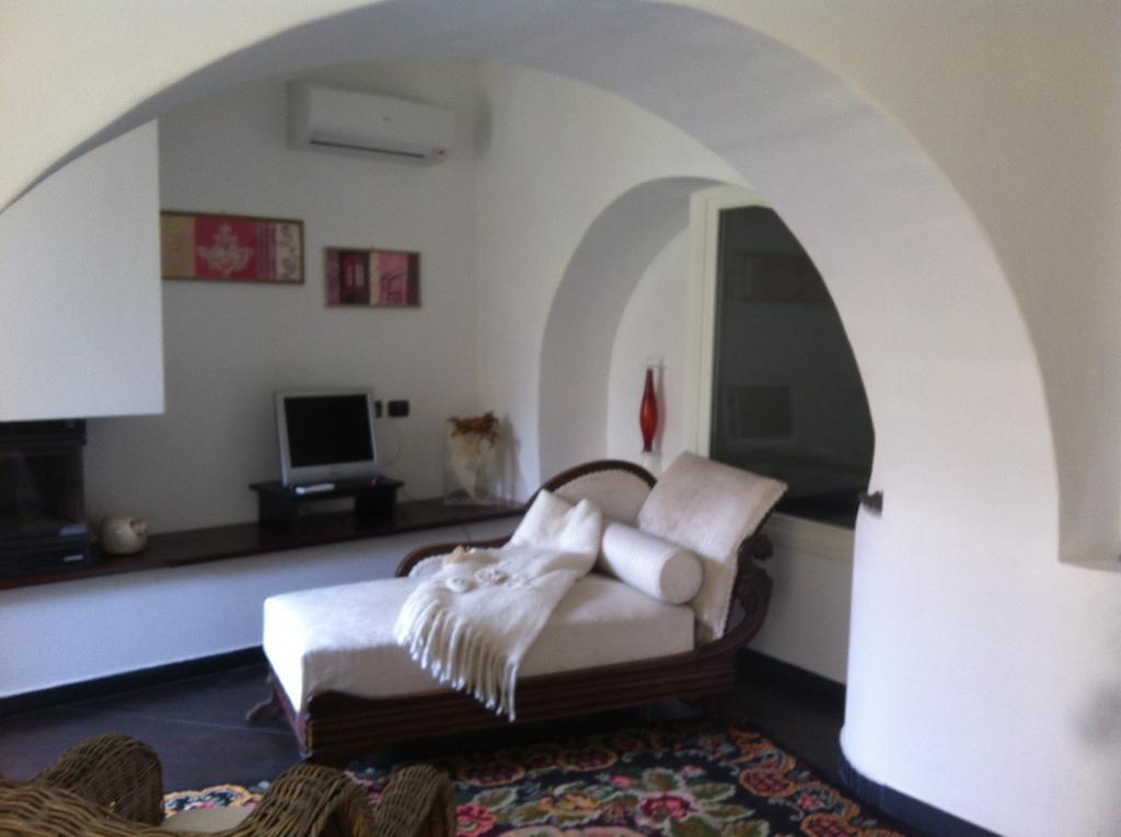 Hotel Pensione Moderna โบนัสโซลา ห้อง รูปภาพ