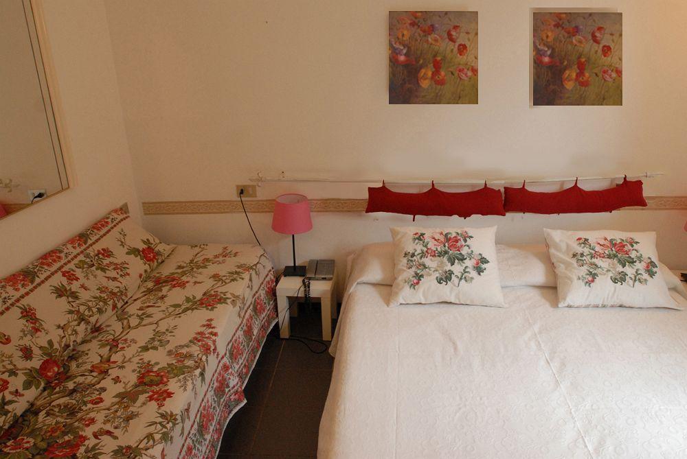 Hotel Pensione Moderna โบนัสโซลา ภายนอก รูปภาพ